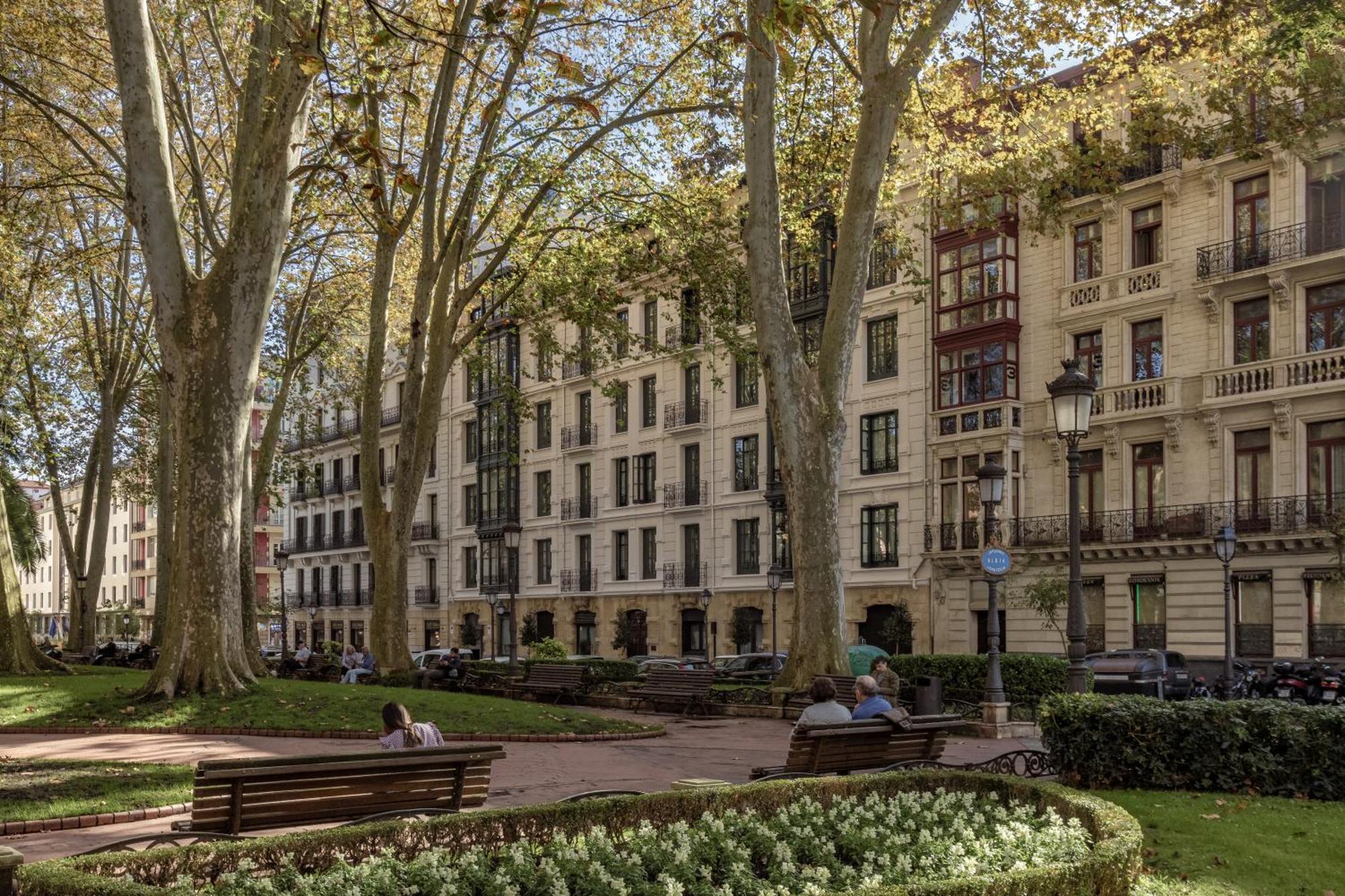 Batimont Suites & Apartments Bilbao Exterior foto